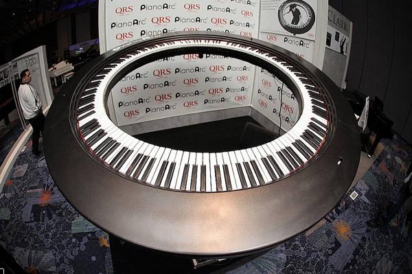 tekniikka soittaa pianoa noin 360 astetta