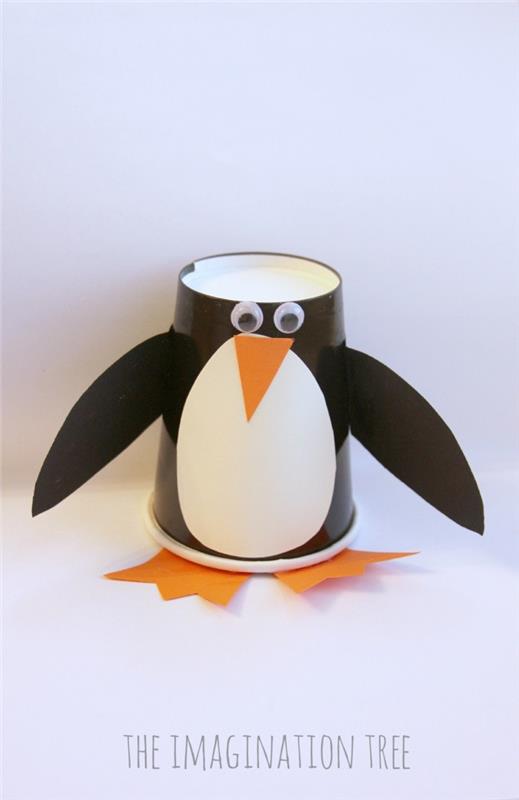 pingviinit tekevät hauskoja paperikuppeja