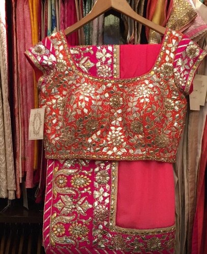 Bedste lyserøde bluse til Pattu Saree