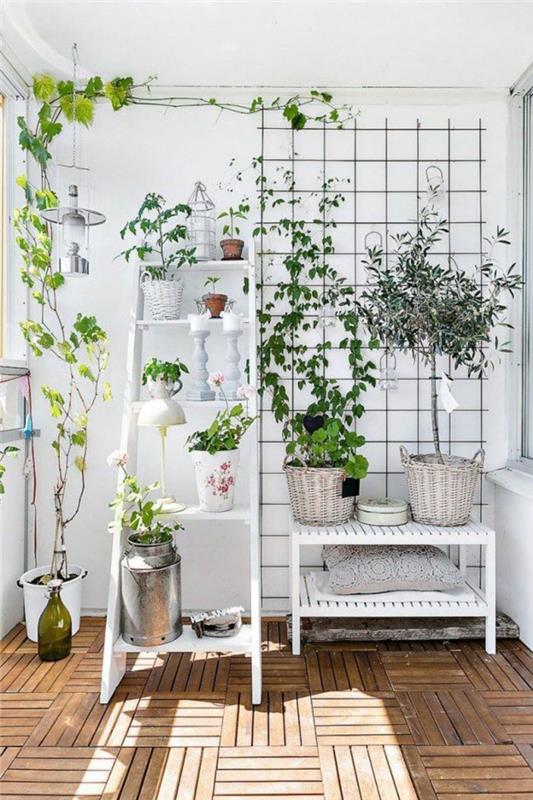 tilaa säästävät huonekalut pieni parveke design penkki kukkahyllyt
