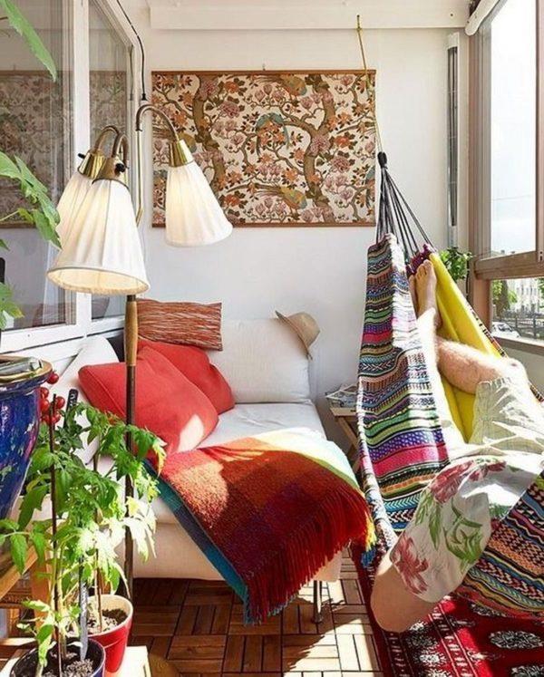 parveke ideoita parveke suunnittelu tilaa säästävät huonekalut hippi tyyli
