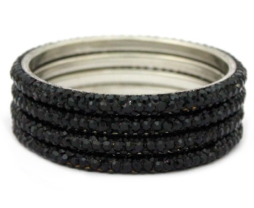 Krystal udsmykket med armbånd i sort metal
