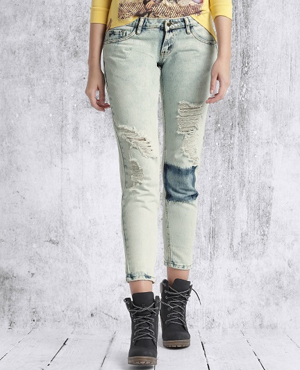 Patchwork distressed jeans