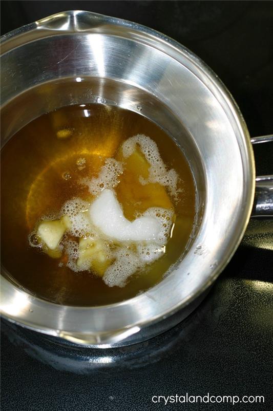 Tee oma parranajovaahto sulaa Sulata parranajovaahto itse