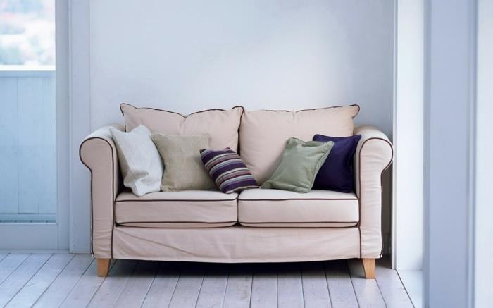 sisustus huonekalut ostaa sohva sohvatyynyt kokeilla