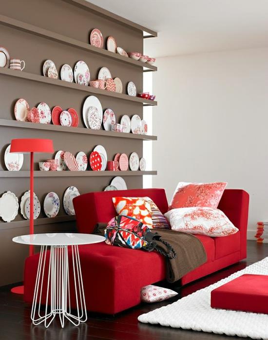 sisustus väreillä punainen valkoinen levy sohva seinä deco