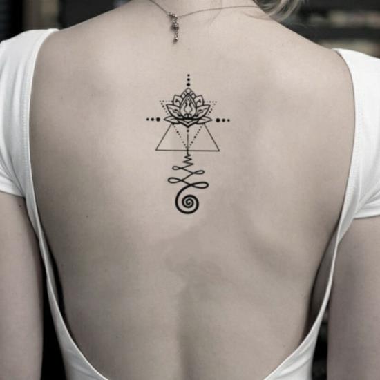 takaisin yksinäinen tatuointi lootus geometrinen