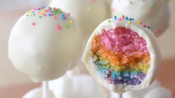 Rainbow Cake Pops Valmista taikinaresepti