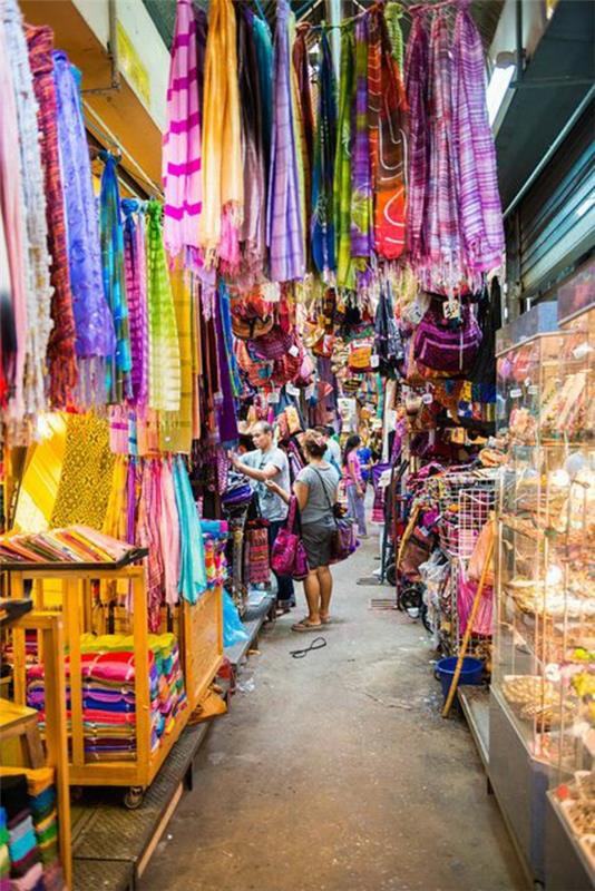 matka Thaimaahan edestakainen kangasmarkkinat bangkok