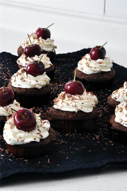 reseptit cupcakes black forest cupcakes kirsikat