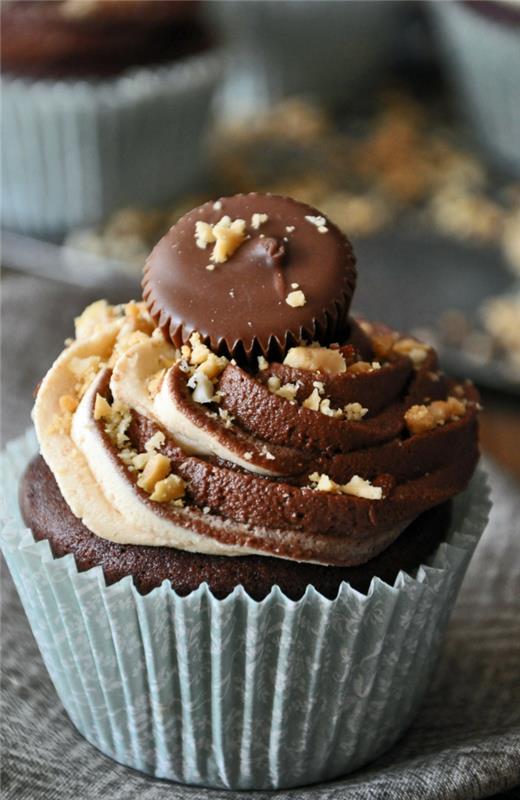 reseptit cupcakes suklaa maapähkinä kerma muffinsit koristella