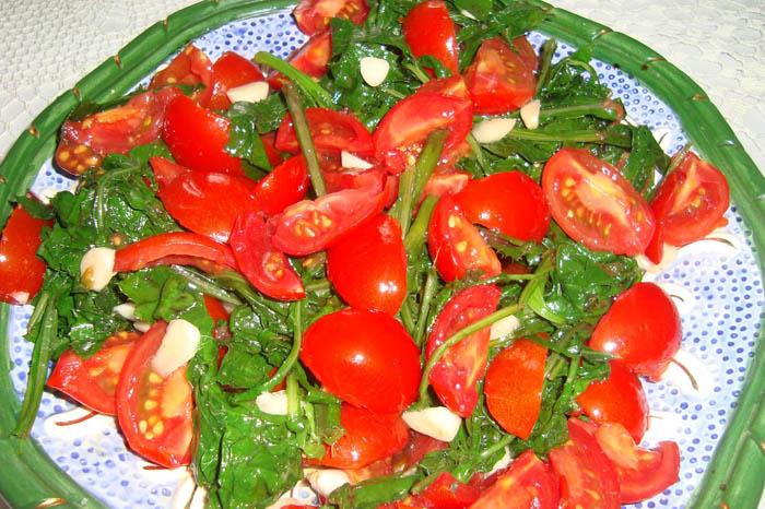 reseptejä chard -salaatin kanssa
