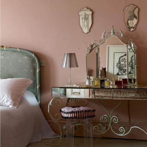 romanttinen makuuhuone malleja peilipöytä klassinen metalli