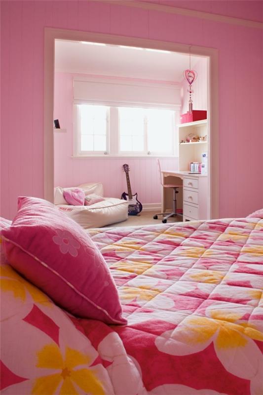 vaaleanpunainen makuuhuoneen peittokitara