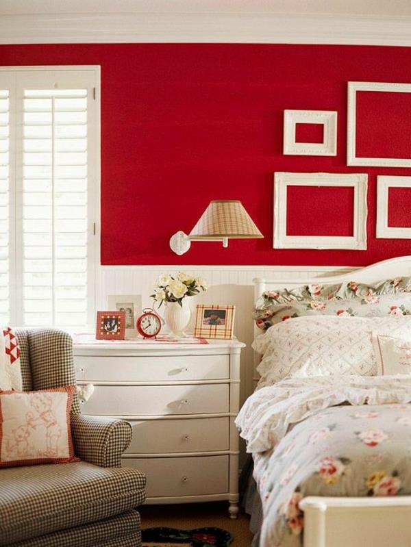 punainen makuuhuoneen valkoinen vaatekaappi