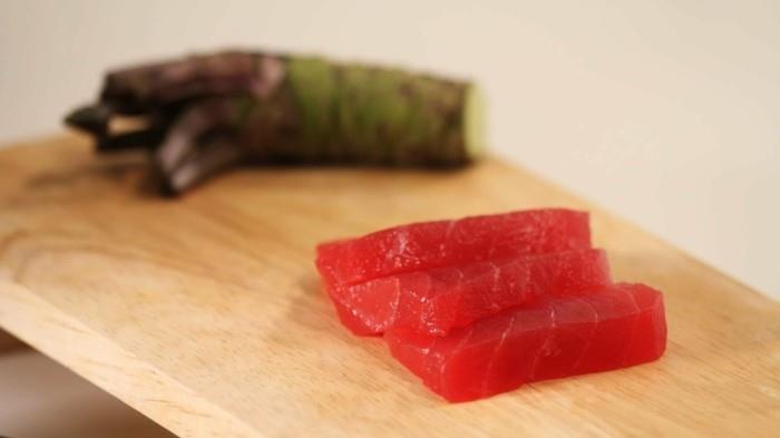 Syö sashimia ilman riisiä tai muita ainesosia