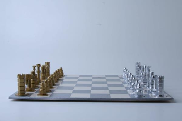 shakkinappulat shakkilaudat hopea kulta
