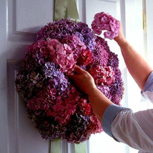 tyylikäs seppele koriste violetti ja lila hortensiat