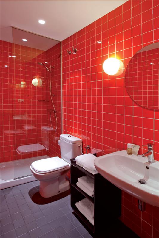 tyylikäs yksinkertainen hotelli Espanja sijaitsee lumoava kylpyhuone mätä