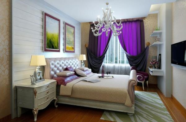 makuuhuoneen sisustus ylelliset violetit verhot kattokruunu