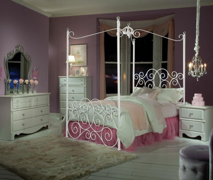 makuuhuoneen ideoita katosvuode katos metalli sänky valkoinen seinäväri violetti turkismatto