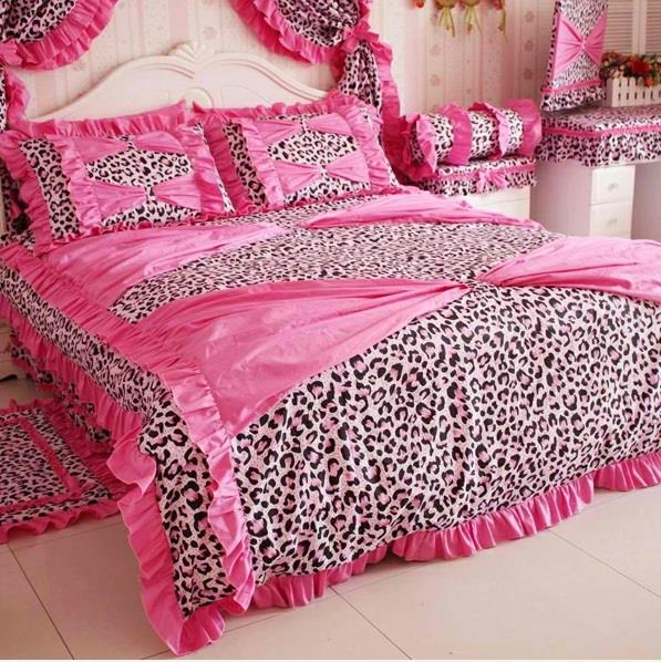 makuuhuone ideoita sänky vaaleanpunainen