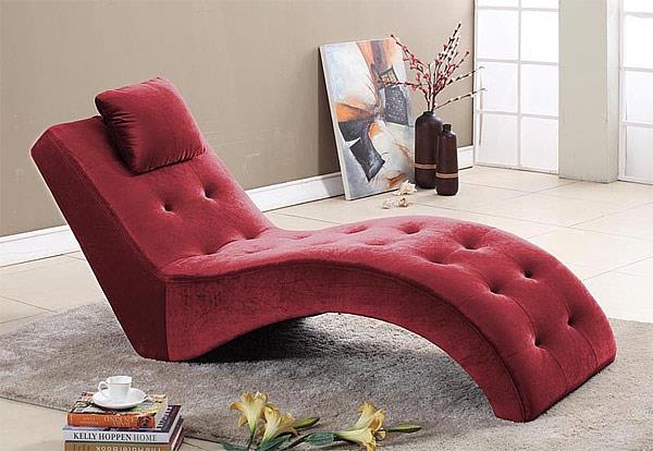 makuuhuoneen huonekalujen suunnittelija nojatuoli punainen