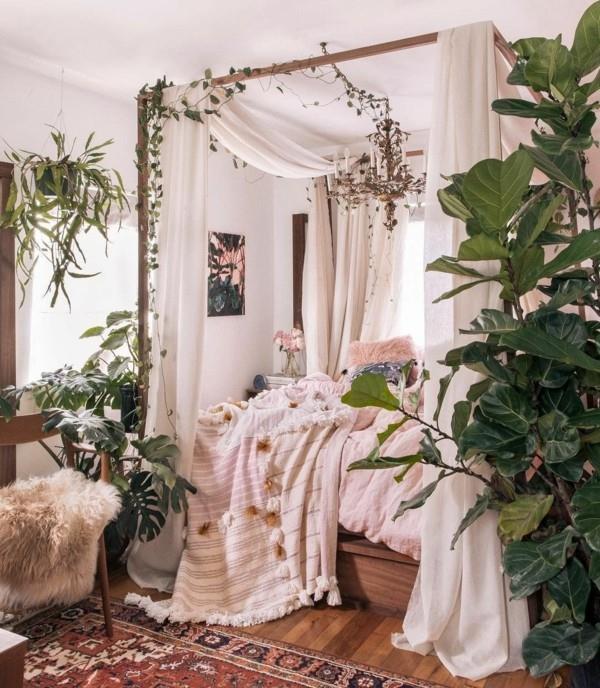 Kalustettu makuuhuone itämaiseen boho -tyyliin