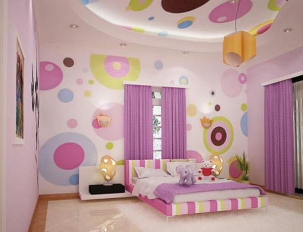 makuuhuoneen seinän sisustus vaaleanpunainen violetti