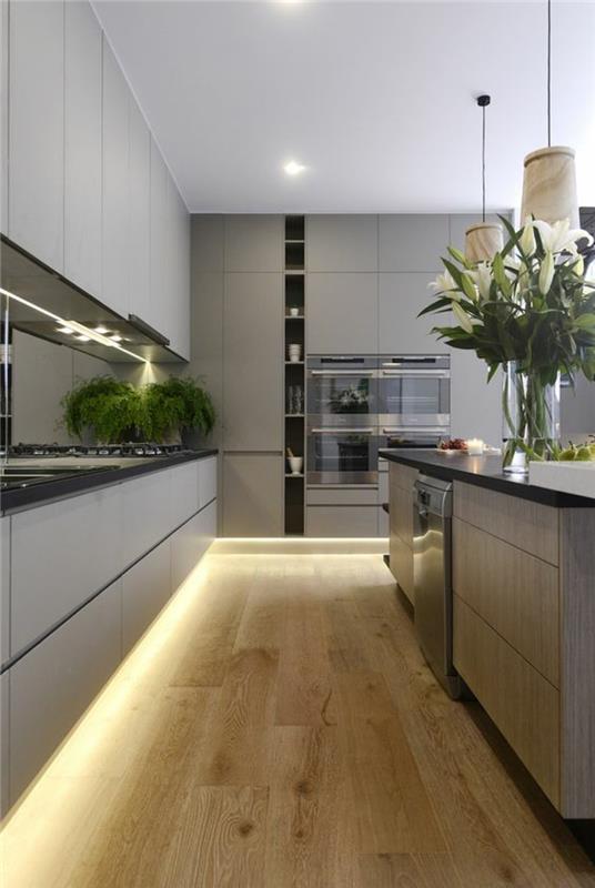 kauniita keittiöitä kuvia keittiöideoita moderni keittiö design lattiavalaistus