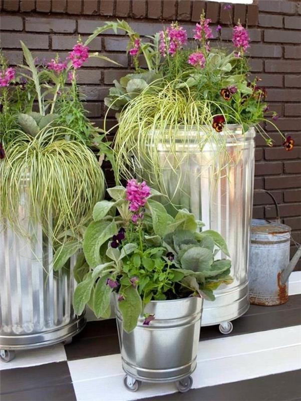 kauniita puutarhoja luovia DIY -ideoita puutarhakasveille