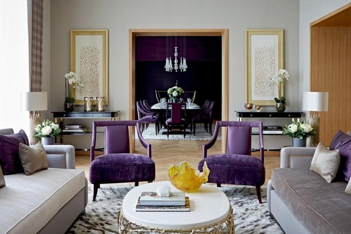 kauniita eläviä ideoita nykyaikaiseen olohuoneeseen aksentilla violetilla