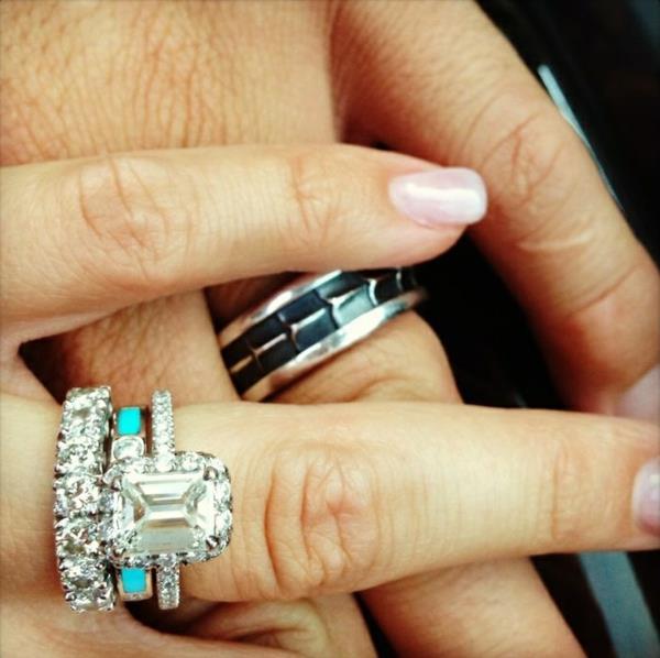 kaunis kihlasormus avioliitto ehdotuksia ideoita timantteja sormuksia