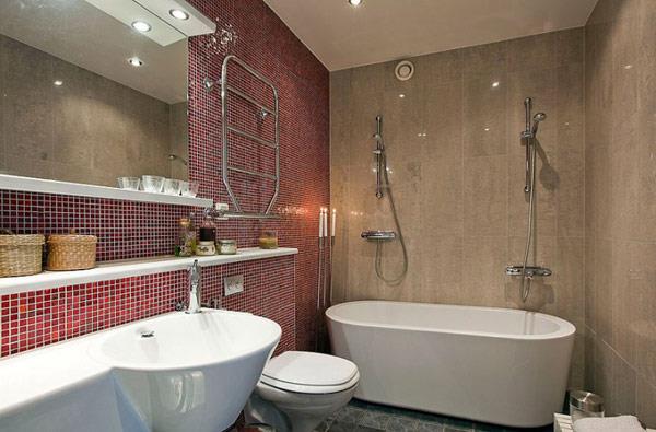 kaunis moderni kattohuoneisto mosaiikkilaatat bordo kylpyamme kylpyhuone