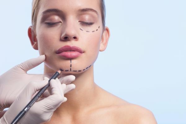 kosmeettinen kirurgia kosmetiikka esteettinen kirurgia kasvojen kohotus kauniit kasvot
