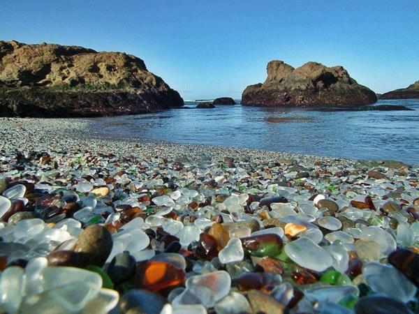 parhaat rannat Glass Beach Fort Mountain Kalifornia