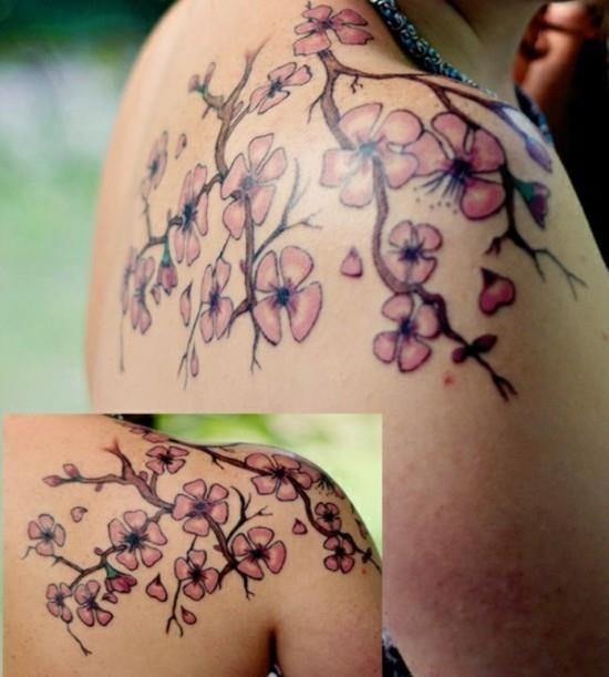 olkapää kirsikankukka tatuointi idea