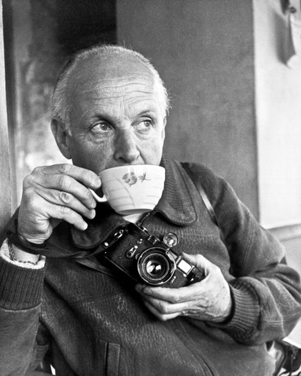 mustavalkoinen valokuvaus henri cartier bresson