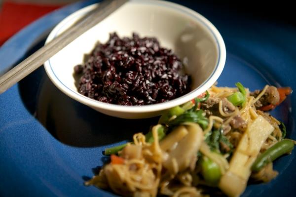 musta riisi terveellinen ruoka terve elämä