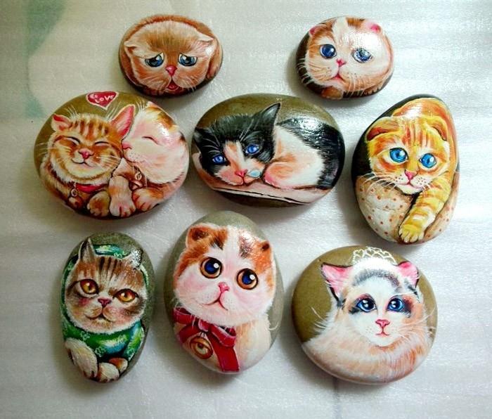 söpö kissat kivillä maalaus taideidea