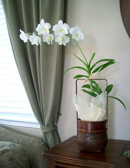 Sivupöytä aitoa puuta koristeelliset orkideat kukkaruukku makuuhuone harmaa
