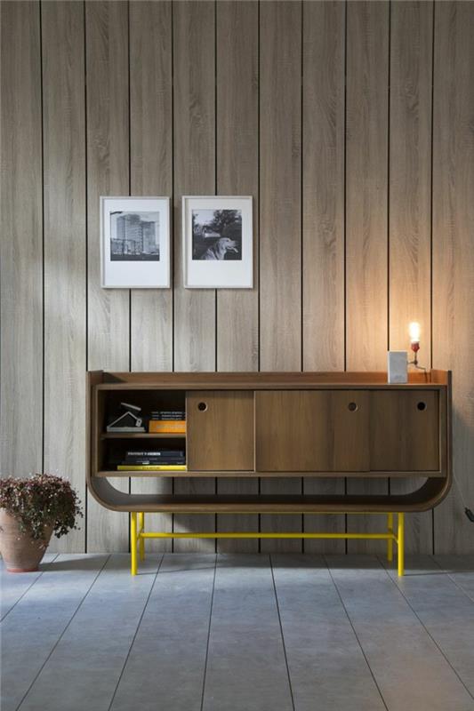 Sivu, jossa liukuovet retro -tyylinen keltainen aksentti puiset jalat