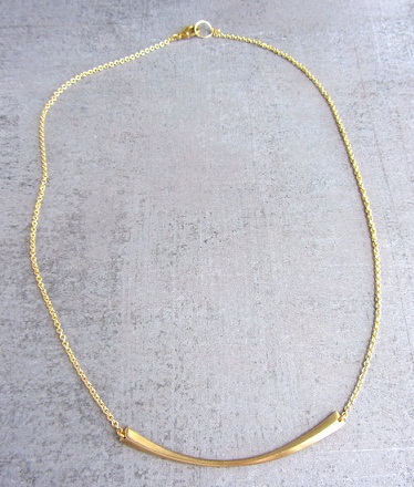 Enkel kæde med guldpind