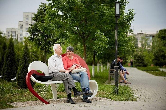 penkki suunnittelu kaupunki penkki sydän chisinau moldova