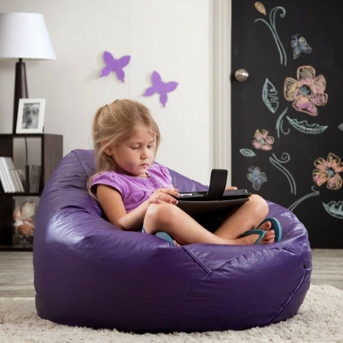 beanbag kotiideoita lastenhuone violetti tyttöjen huone