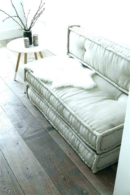 sohva lattiatyynyistä patjat