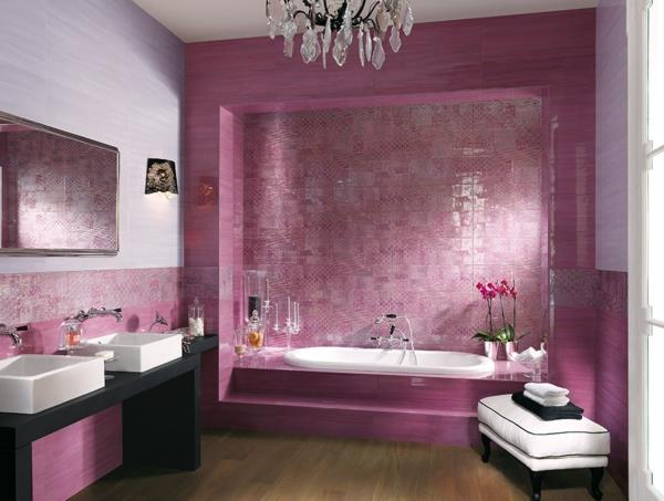 pohja-keraaminen-laatta-seinä-violetti-kylpyamme