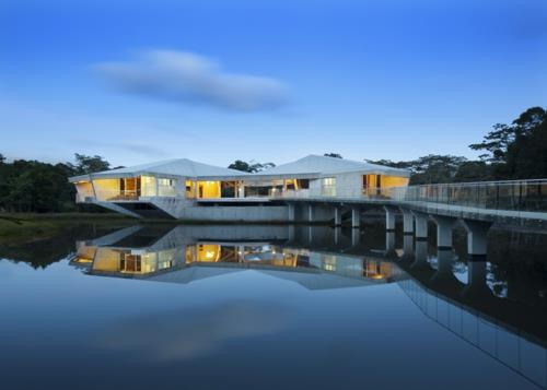 kiinteä futuristinen talosuunnittelu australia valaistus