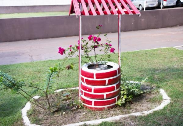 kesä puutarhan koristelu itse tehdä luova DIY idea vanha auton renkaat