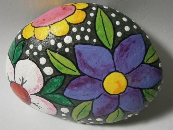 kesäkukkia maalaamalla kiviä maalausideoita käsityöideoita väreillä